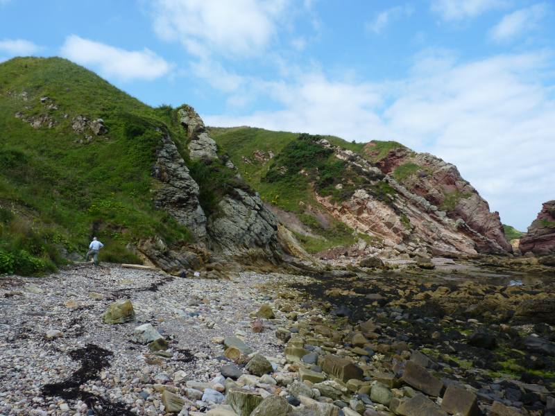 There's a small exposure of Ballagan Formation at Cove.